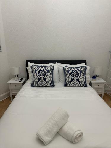 Edinburgh City Centre Double Room w shared bathroom, Edimburgo