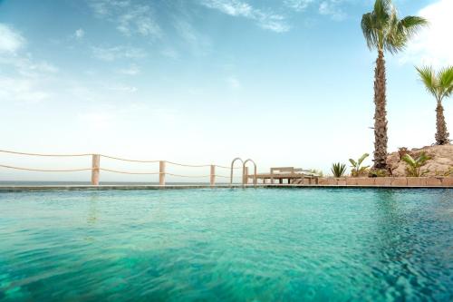 Swimming pool, Bavaro Beach Hotel in Dakhla