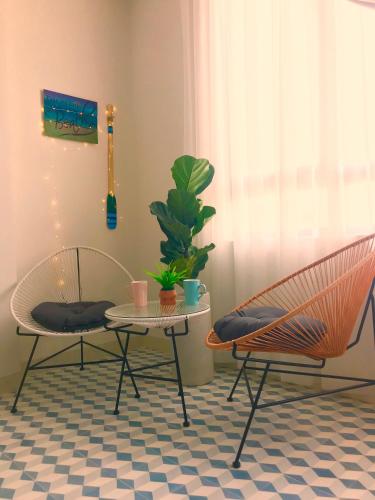 CORAL HOUSE 2