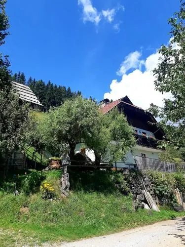 Ferienwohnungen am Berghof in Pölling, Österreich