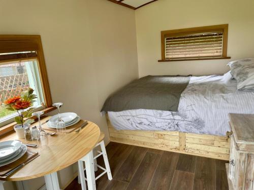 Kerrib Farm Shepherds Hut in Pomeroy