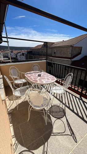 設施, MAR DE NUBES PIORNAL Habitación con baño Entre el valle del jerte y la vera (MAR DE NUBES PIORNAL Habitacion con bano Entre el valle del jerte y la vera) in 皮奧爾納爾