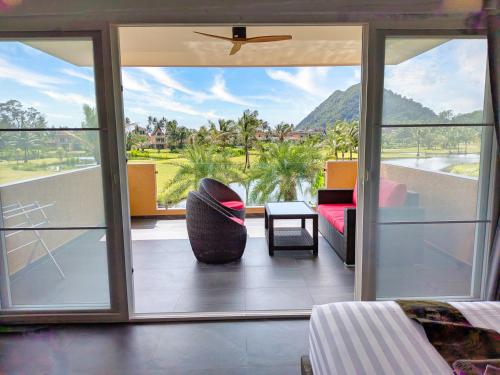 Ha Sip Ha Villa Rooms - by KohChangVillas - 전망