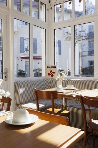 Restaurant, ALFRED HOTELS Les Halles in Biarritz
