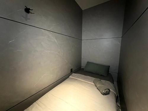 Havona Hotel @ CIQ Johor Bahru - Self Check-In near Sultan Iskandar Complex Customs