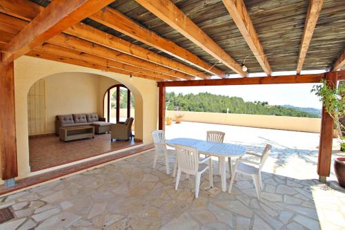 Santa Ana - pretty holiday property with garden and private pool in Benissa in โบไนเร