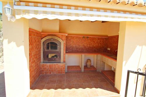 Santa Ana - pretty holiday property with garden and private pool in Benissa in โบไนเร