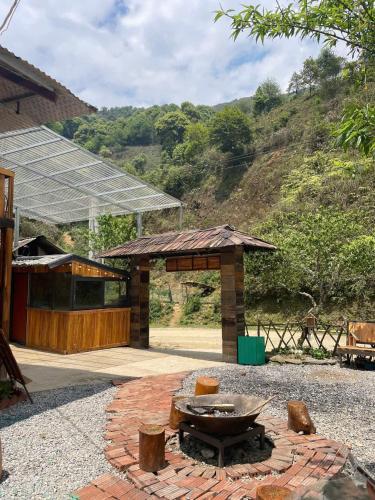 Hoa Núi 2 Homestay Tà Xùa - 숙소 외관