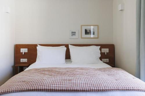 Hotel Anjou - image 2