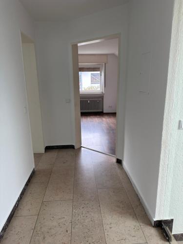MODERN, VOLLAUSGESTATTET, GROßER PARKPLATZ, 3 ZIMMER, Bielefeld (photo 3)
