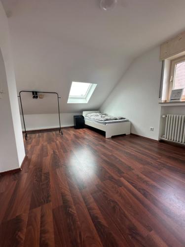 MODERN, VOLLAUSGESTATTET, GROßER PARKPLATZ, 3 ZIMMER, Bielefeld (photo 9)