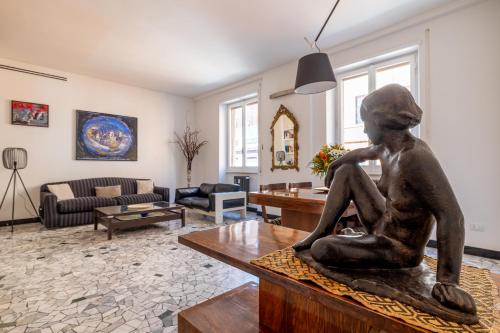 Bright and spacious flat in the hearth of Rome, Rzym