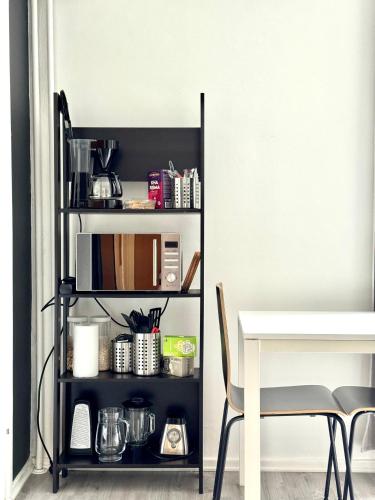 QUIET HAVEN - Fast WiFi, Functional Living, Remote Work, Doorstep Parking, Helsinki (foto 8)