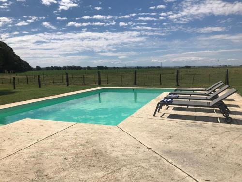Casa de campo con piscina, limpieza y desayuno in Achiras