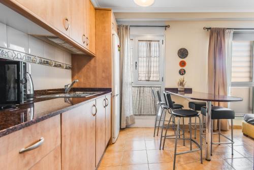 Home2Book Bright Retreat with Pool, Sardina Beach in Galdar