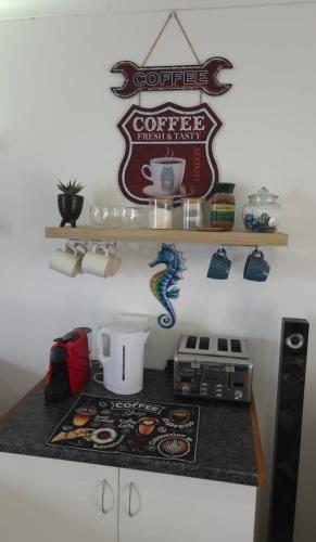 Wyposażenie, Where Time Stops in Country Club