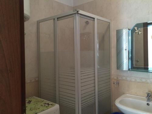 Friends House, Tirana (photo 4)