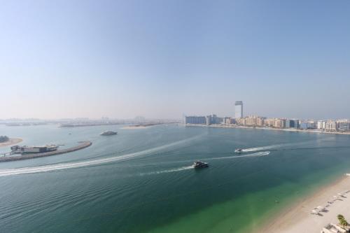 Sea View 2B Beachfront Luxury Emaar Beachfront, Dubaï (photo 6)