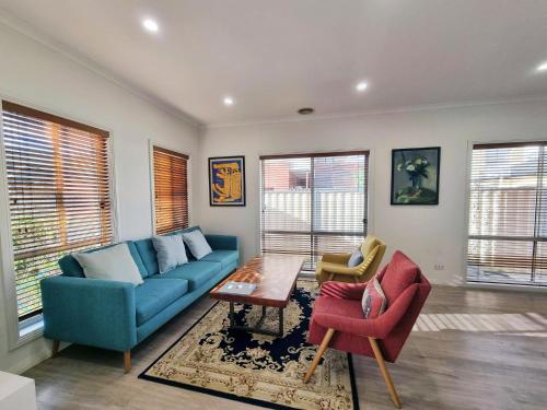 Oberon home in Newport