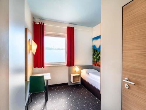 B&B Hotel Freiburg-Süd - image 4