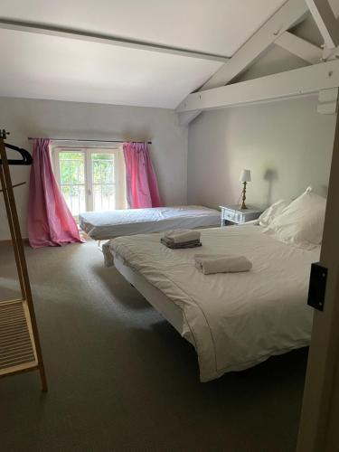 La croix des granges - le gîte (La croix des granges - le gite) in ชาปเดย