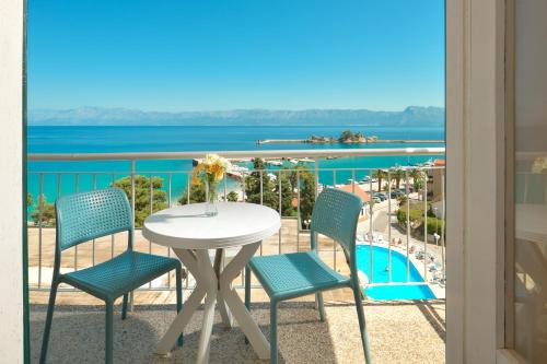 Vaade, Hotel Faraon in Trpanj