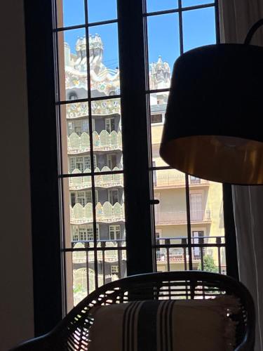 Top ten street in the world by Time Out Front View of Casa Batlló, Barcelona (foto 7)
