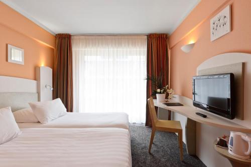 Best Western Astoria - image 11