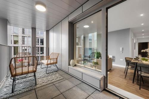 Modern Central Apartment by City SuperHost, Manchester (photo 10)