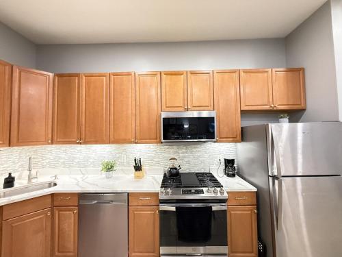 Huge apartment near NYC, Parking in นอร์ทเบอร์เกน (NJ)