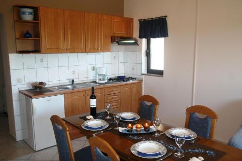  Korsa Apartment in Sveti Lovreč Pazenatički