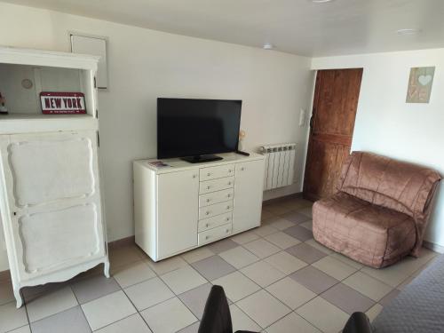 Spacieux appartement independant et au calme in Prunet