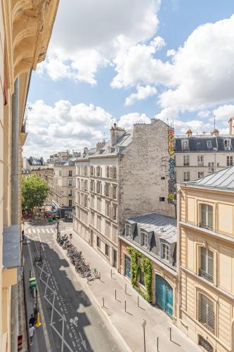 Riviera Hotel near Basilique du Sacre-Coeur de Montmartre