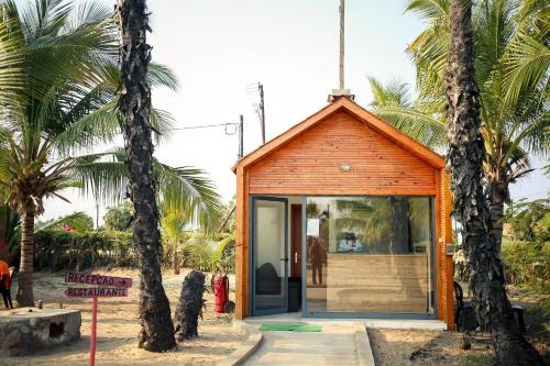 Entrada, Netu's Village Resort in Ramiros