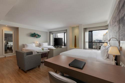 Grand Diamond Suites Hotel - image 11