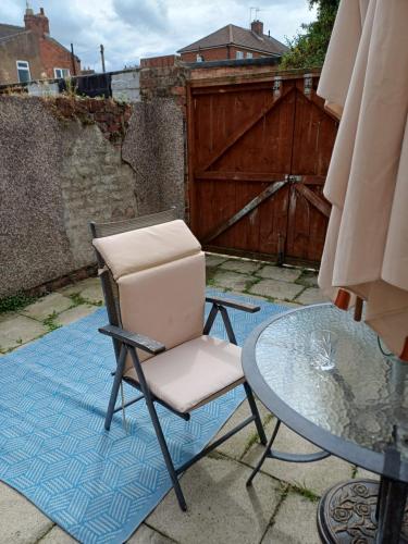 Town centre terraced house in กริสโบโร่