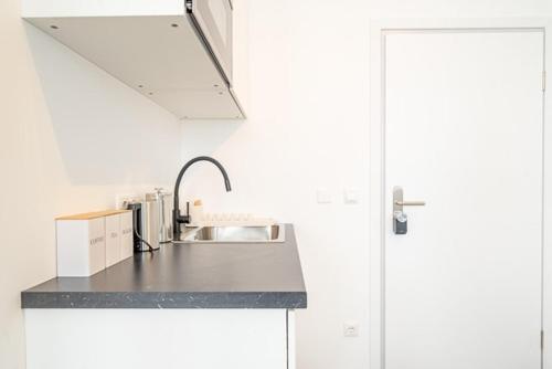 7 Modern city studio for 7 Bogenhausen near Messe Munich, Мюнхен (фото 7)