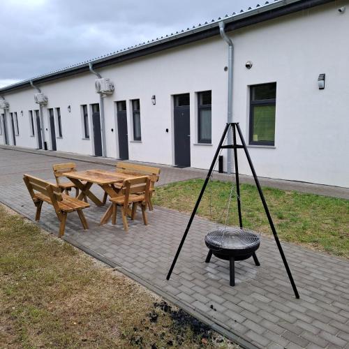 Słoneczne pokoje nad jeziorem Nyskim (Sloneczne pokoje nad jeziorem Nyskim) in Skorochów
