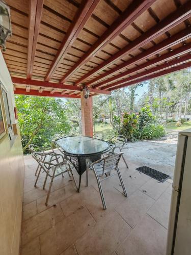 Cabañas Hiraphet (Cabanas Hiraphet) in 塞羅阿蘇爾