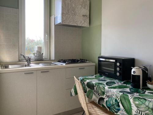 La Farfalla - image 11