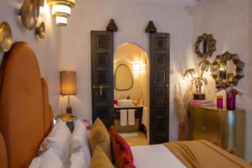 Riad Lulua Exclusif 3 Chambres et Piscine Rooftop - Tap to explore photos