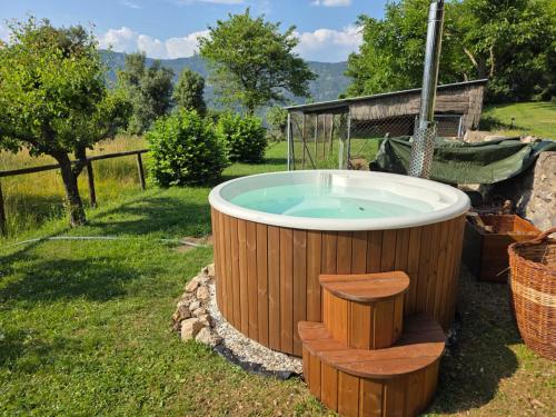 Pezsgőfürdő, Masia Cap del Roc in Saldes