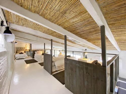 Fridays Flats Casa Flor Villa with Pool - image 6