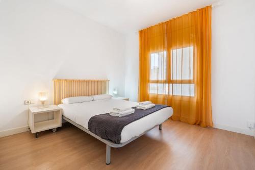 Quiet, Ultra-Central Stay KM0 for 3, Barcellona (foto 9)
