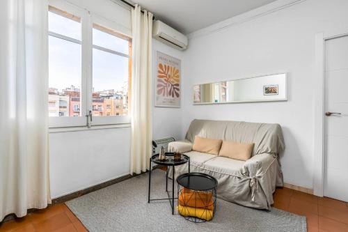 Arc de Triomf Base 4BR for 5 Lift, Barcelona