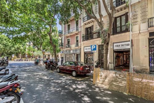 Sunny Retro Flat Balcony in Poble Sec, Barcelona (fotografie 9)