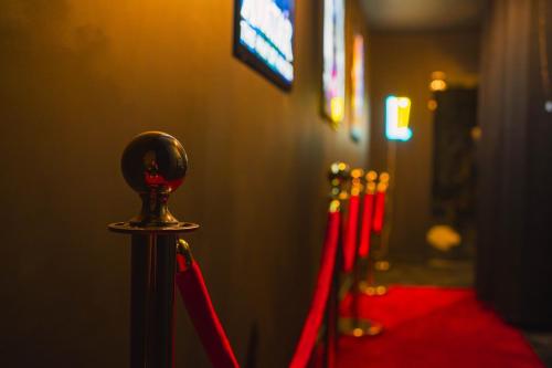 Hollywood Night, Cinéma privé (Hollywood Night, Cinema prive) in Hennebont