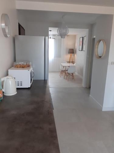 Un appartement lumineux avec vue exceptionnelle avec 3 chambres in Bourg-les-Valence