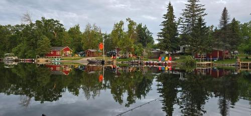 Trent River Cottages - Cameron