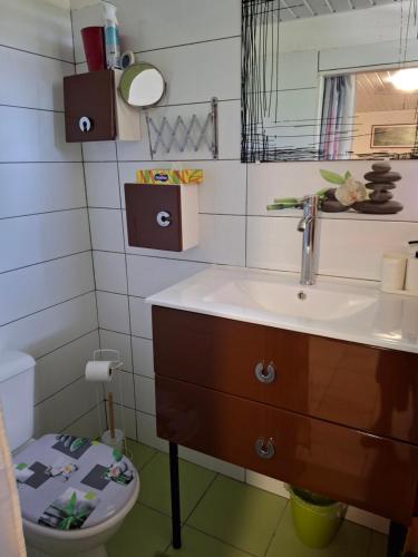 Couleurs îsles (Couleurs isles) in Remire-Montjoly